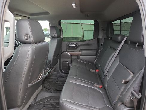 Used 2019 GMC Sierra 1500 SLT w/ SLT Premium Plus Package AWD/4WD image 10