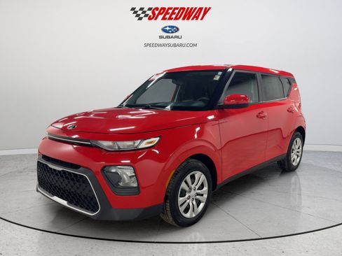 Used 2021 Kia Soul LX image 3