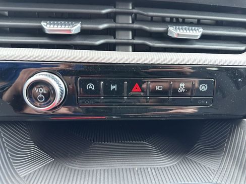 New 2026 Ford Explorer Active AWD/4WD image 14