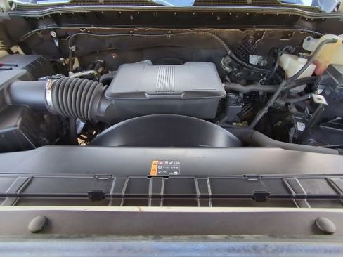 Used 2022 Chevrolet Silverado 2500 Custom w/ Custom Convenience Package image 28