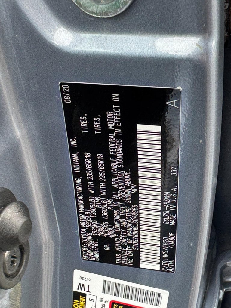 Used 2020 Toyota Highlander XLE AWD/4WD image 33