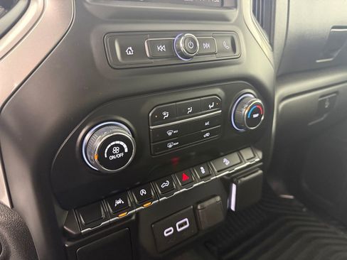 Used 2025 Chevrolet Silverado 1500 Custom Trail Boss image 17