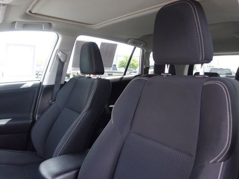 Used 2015 Toyota RAV4 XLE FWD image 24