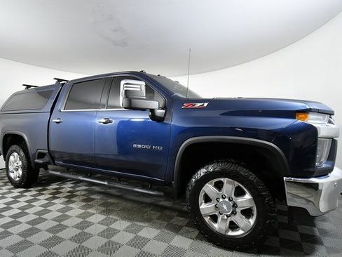Used 2020 Chevrolet Silverado 2500 LTZ w/ LTZ Plus Package image 9