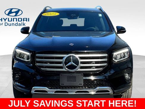 Used 2025 Mercedes-Benz GLB 250 image 2
