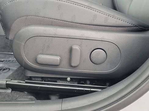 New 2026 Hyundai Kona SEL Premium image 25