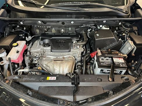Used 2018 Toyota RAV4 Adventure AWD/4WD image 24