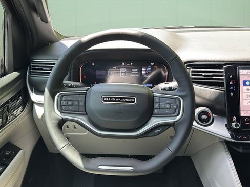 New 2026 Jeep Grand Wagoneer L Limited AWD/4WD image 15