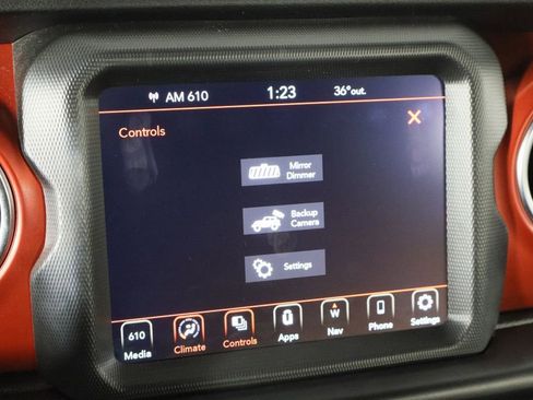 Used 2022 Jeep Wrangler Unlimited Rubicon image 30