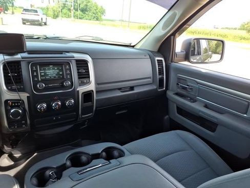 Used 2018 RAM 1500 Classic SLT AWD/4WD image 8