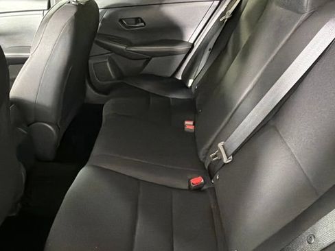 Used 2024 Nissan Sentra S FWD image 35