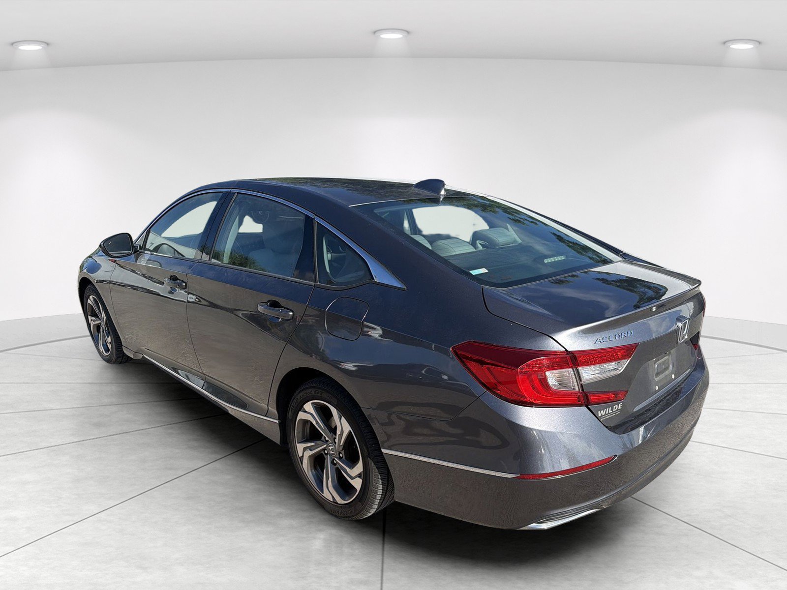 Used 2018 Honda Accord EX-L image 6