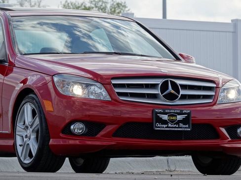 Used 2010 Mercedes-Benz C 300 Sedan image 32
