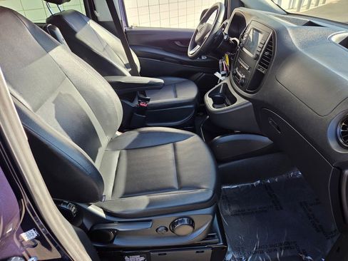 Used 2021 Mercedes-Benz Metris Passenger image 15