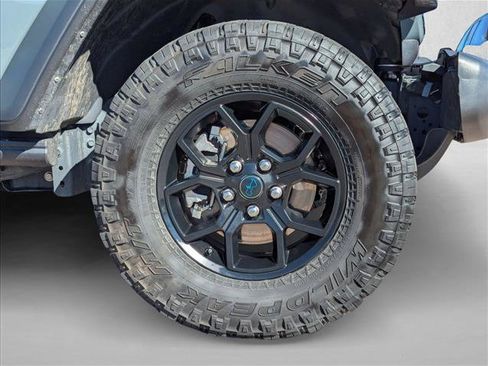Used 2024 Jeep Wrangler Unlimited AWD/4WD image 23