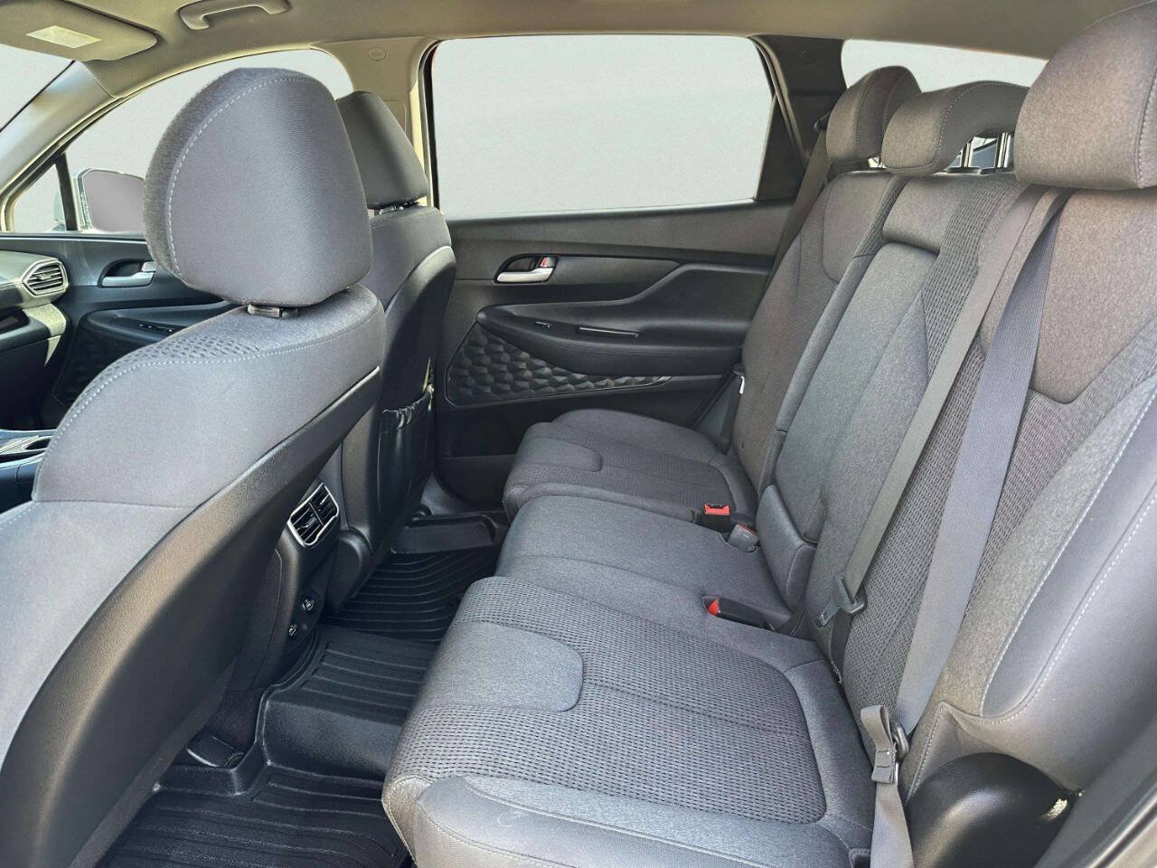 Used 2022 Hyundai Santa Fe SEL AWD/4WD image 11