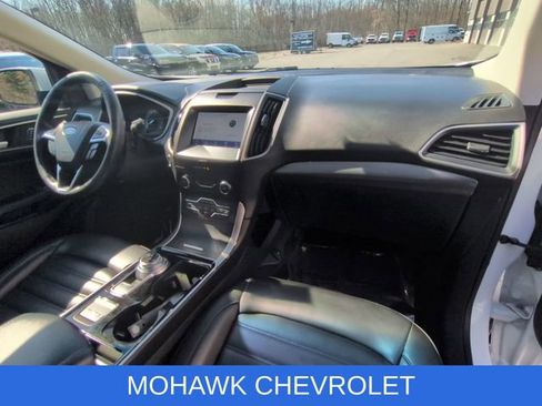 Used 2020 Ford Edge SEL w/ Cold Weather Package image 29