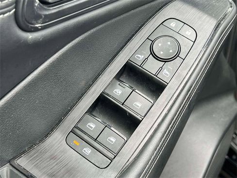 Used 2023 Nissan Rogue SV w/ SV Premium Package image 17