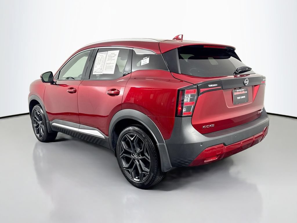 Used 2025 Nissan Kicks SR w/ Illumination Package AWD/4WD image 7