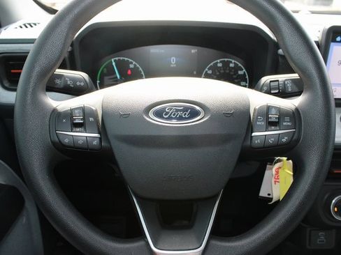 Used 2024 Ford Maverick XLT image 21