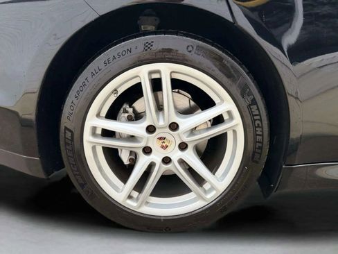 Used 2011 Porsche Panamera 4 image 43
