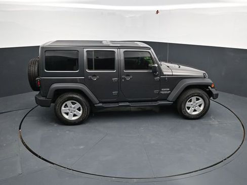 Used 2017 Jeep Wrangler Unlimited Sport w/ Quick Order Package 24S AWD/4WD image 44