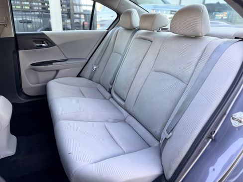 Used 2015 Honda Accord LX image 19