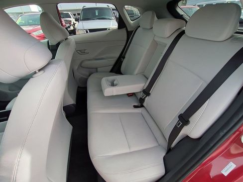 Used 2025 Hyundai Kona SEL image 14