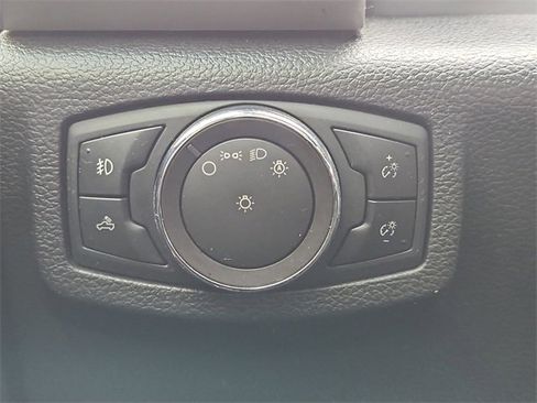 Used 2019 Ford F250 Lariat w/ Lariat Ultimate Package image 18