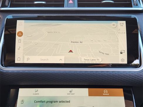 Used 2022 Land Rover Range Rover Velar R-Dynamic S image 16