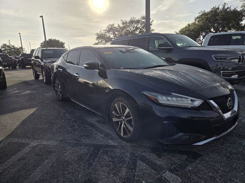 Used 2020 Nissan Maxima 3.5 SV w/ Floor Mat Group FWD image 2