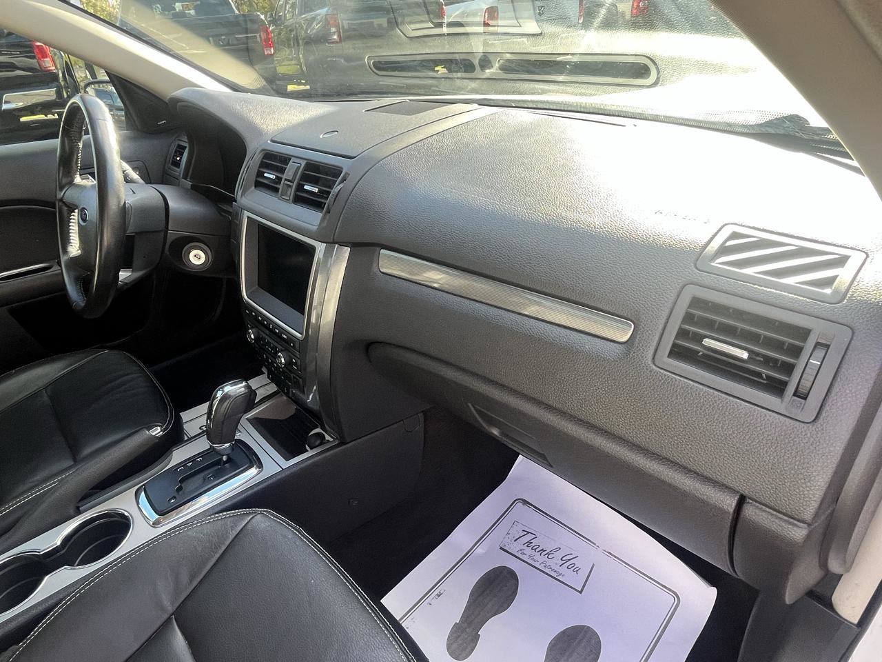 Used 2010 Ford Fusion SEL FWD image 15