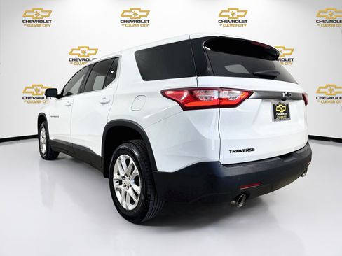 Used 2020 Chevrolet Traverse LS w/ LPO, Blackout Package FWD image 6