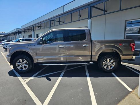Used 2018 Ford F150 XLT w/ Equipment Group 302A Luxury AWD/4WD image 2