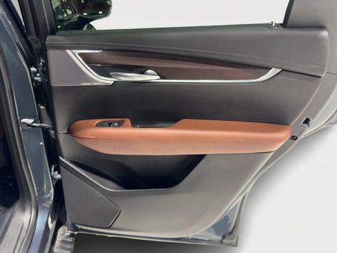 Used 2020 Cadillac XT5 Sportv image 32