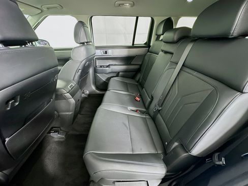 Used 2025 Hyundai Santa Fe SEL image 26