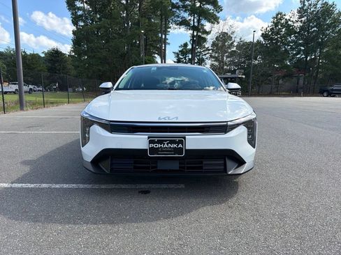 Used 2025 Kia K4 FWD image 3