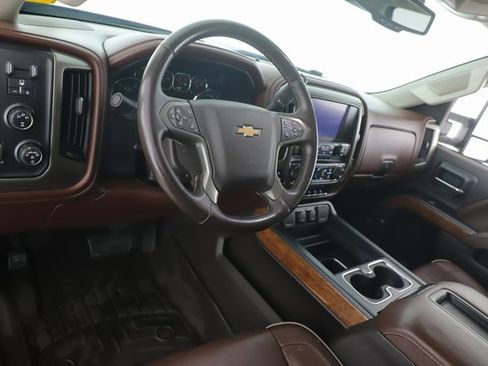 Used 2015 Chevrolet Silverado 2500 High Country w/ Duramax Plus Package image 17