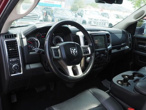 Used 2019 RAM 1500 Laramie w/ Convenience Group AWD/4WD image 13