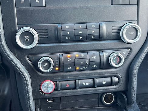 Used 2019 Ford Mustang Coupe w/ Ecoboost Performance Package image 20