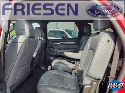 Used 2024 Buick Enclave Premium image 23