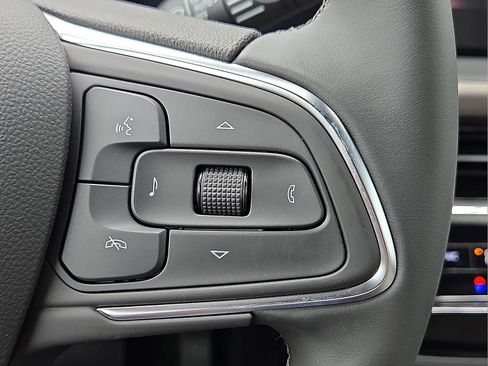 New 2026 Buick Envista Sport Touring FWD image 22