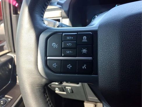 Used 2024 Ford F150 Lariat AWD/4WD image 33