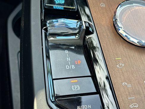 Certified 2023 BMW iX xDrive50 w/ Premium Package image 29