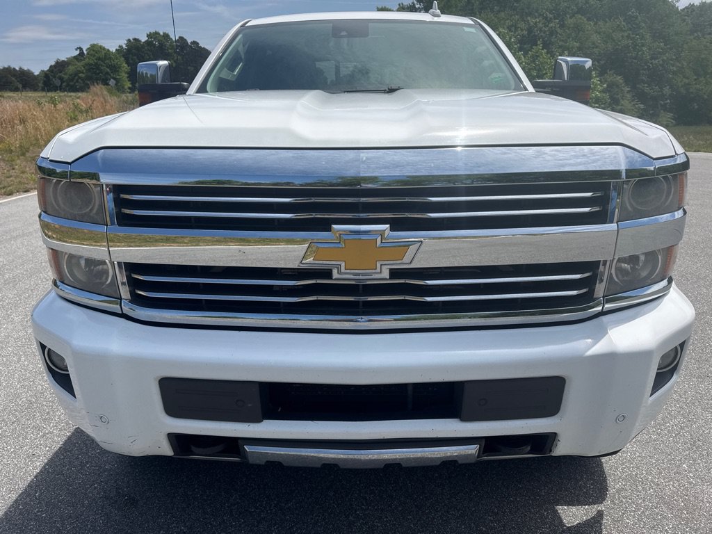 Used 2015 Chevrolet Silverado 2500 High Country w/ Duramax Plus Package AWD/4WD image 6
