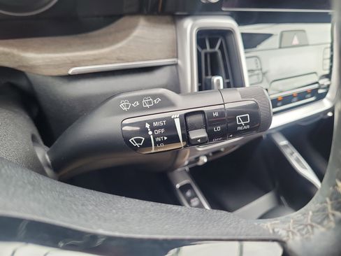 Certified 2023 Kia Sorento X-Line EX AWD/4WD image 32