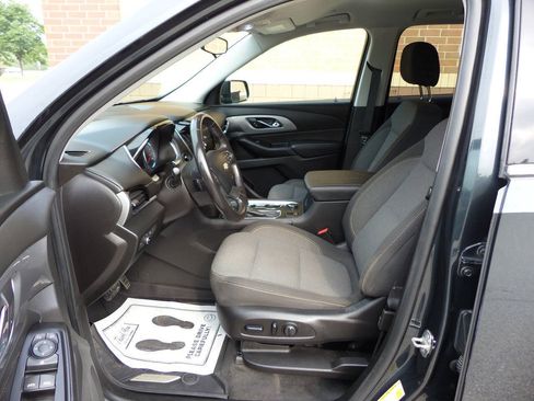Used 2019 Chevrolet Traverse LT w/ LPO, Floor Liner Package AWD/4WD image 21