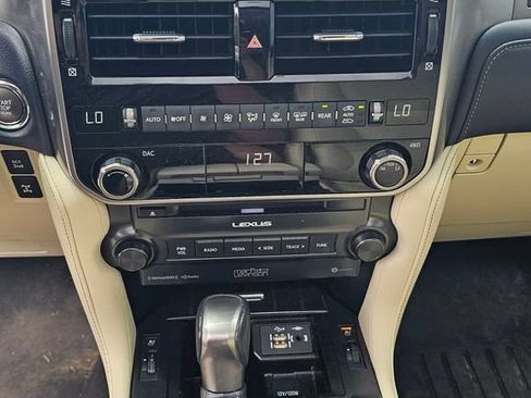 Used 2023 Lexus GX 460 Premium AWD/4WD image 14