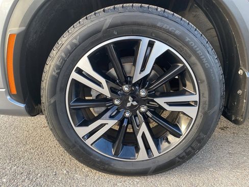 Used 2023 Mitsubishi Eclipse Cross SEL image 9