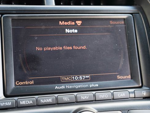 Used 2011 Audi R8 V8 image 28